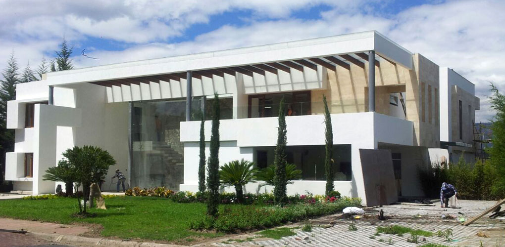 Estudios y Diseño