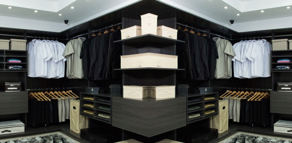 Walk In Closet